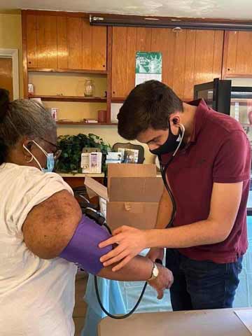 PrimeHealth Urgent Care Gives Back to Their Communities in Parrish, FL